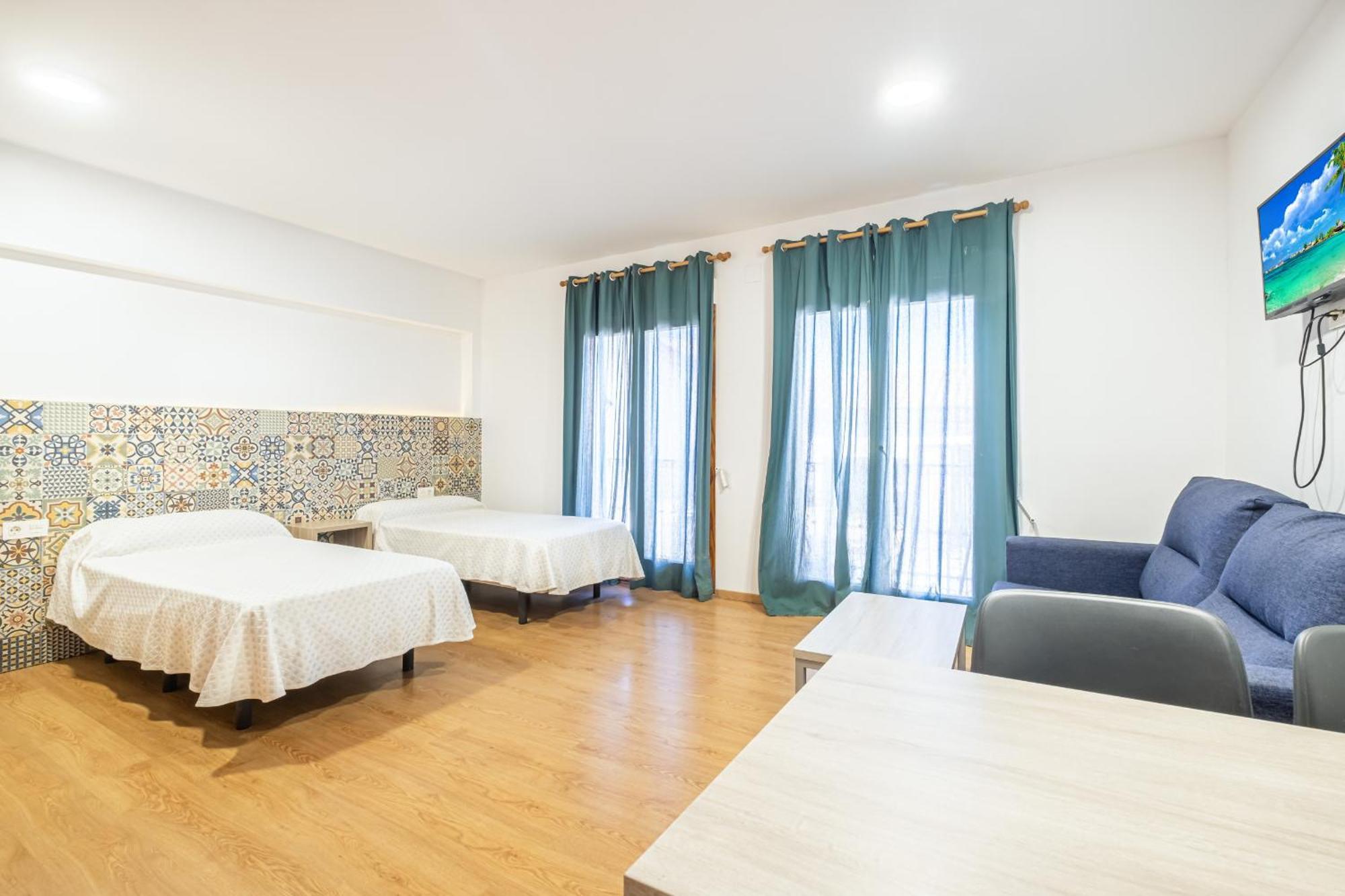 Apartamentos El Castell Benidorm Old-Town Zimmer foto