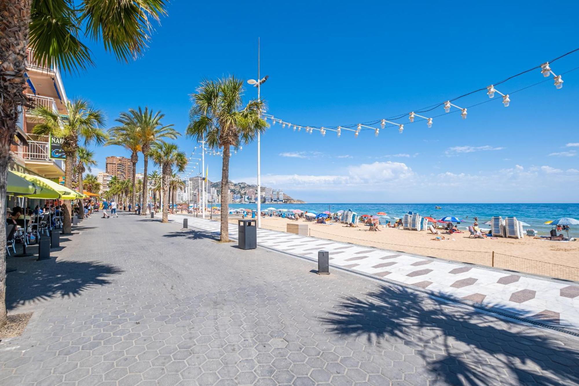 Apartamentos El Castell Benidorm Old-Town Exterior foto