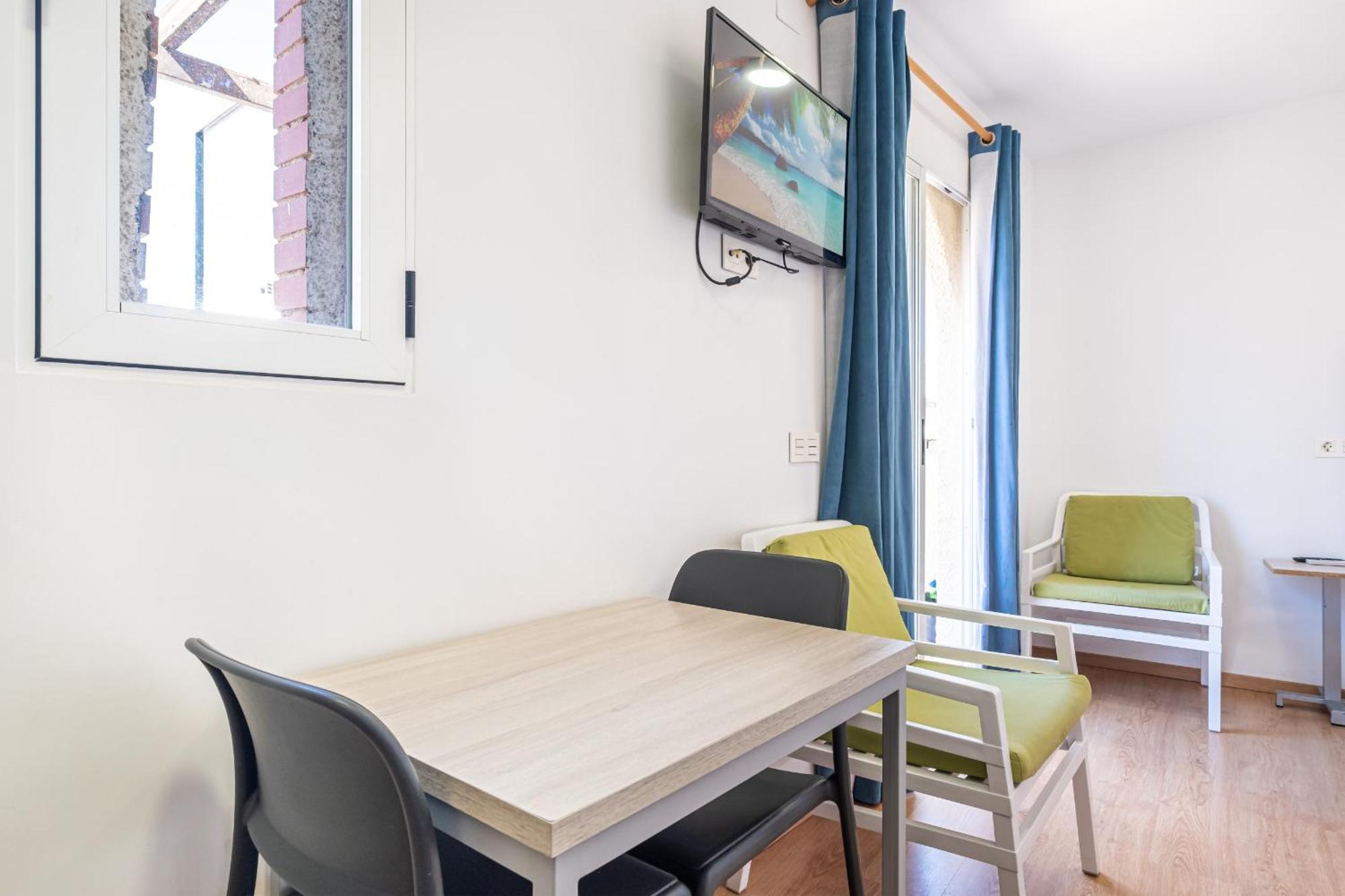 Apartamentos El Castell Benidorm Old-Town Zimmer foto