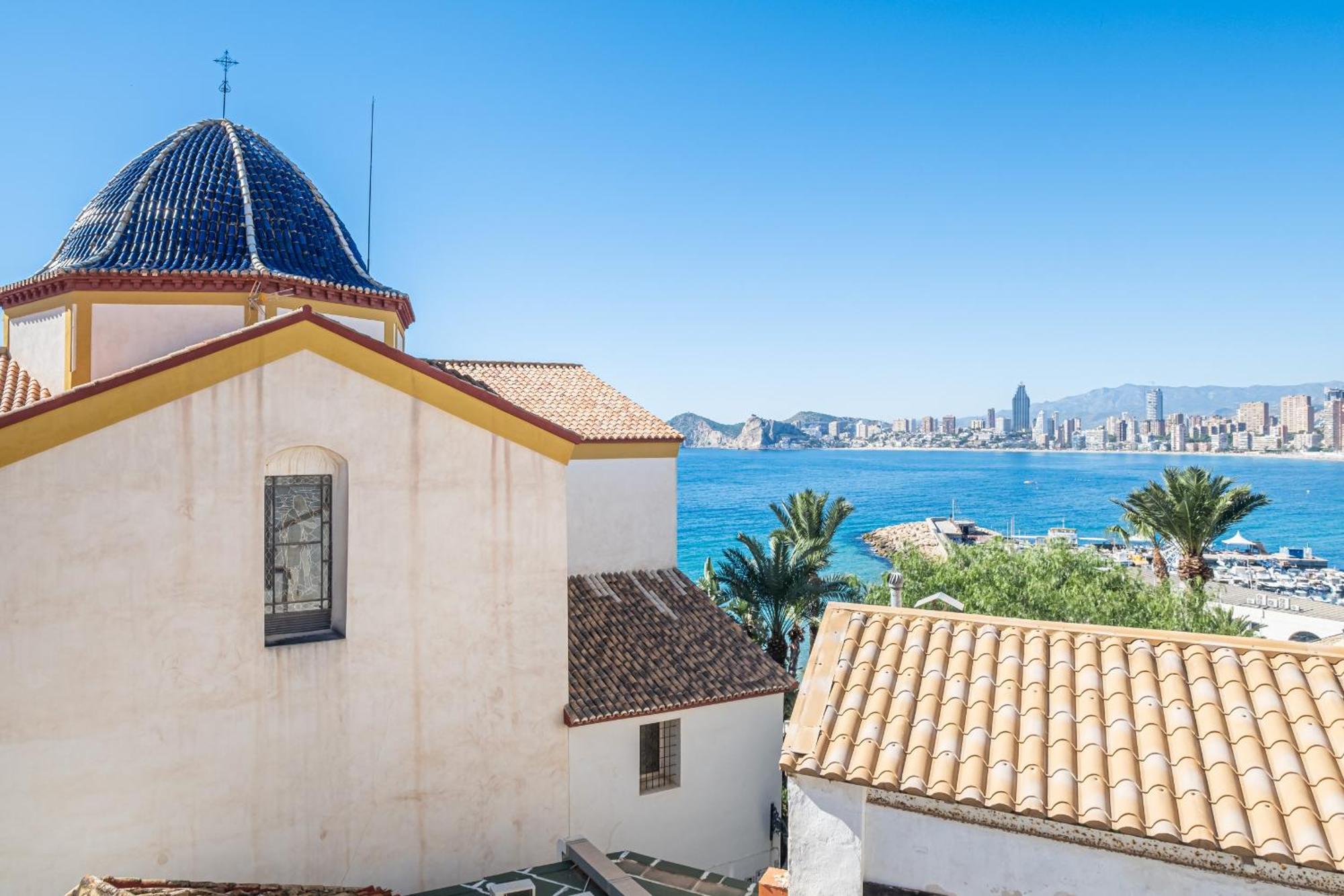 Apartamentos El Castell Benidorm Old-Town Zimmer foto