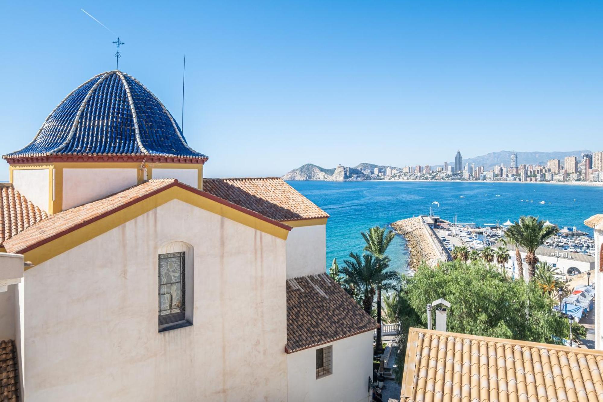Apartamentos El Castell Benidorm Old-Town Zimmer foto